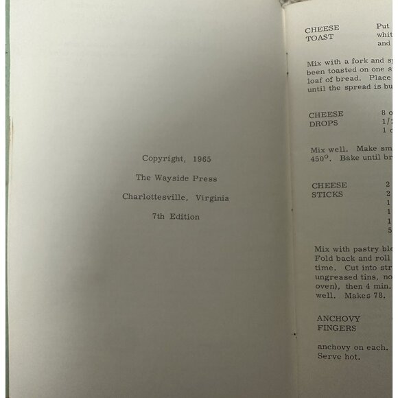 Favorite Recipes of Old Virginia 7th edition 1965 Grace Church Cismont Virginia - Picture 4 of 7